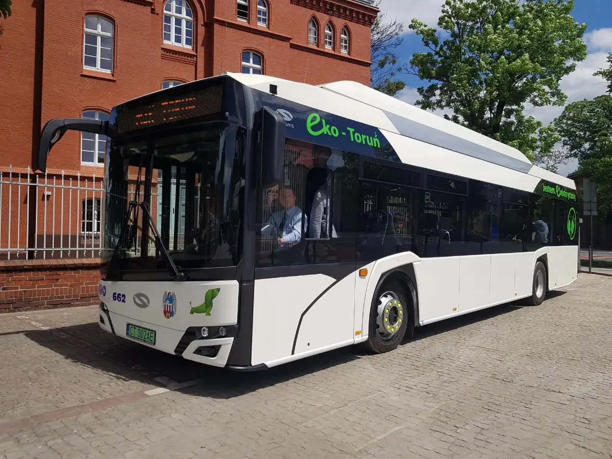 Objazd dla autobusu linii 142 w Papowie Toruńskim