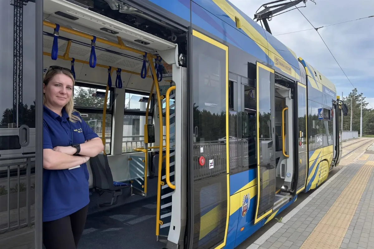 Praca motorniczej tramwaju w Toruniu