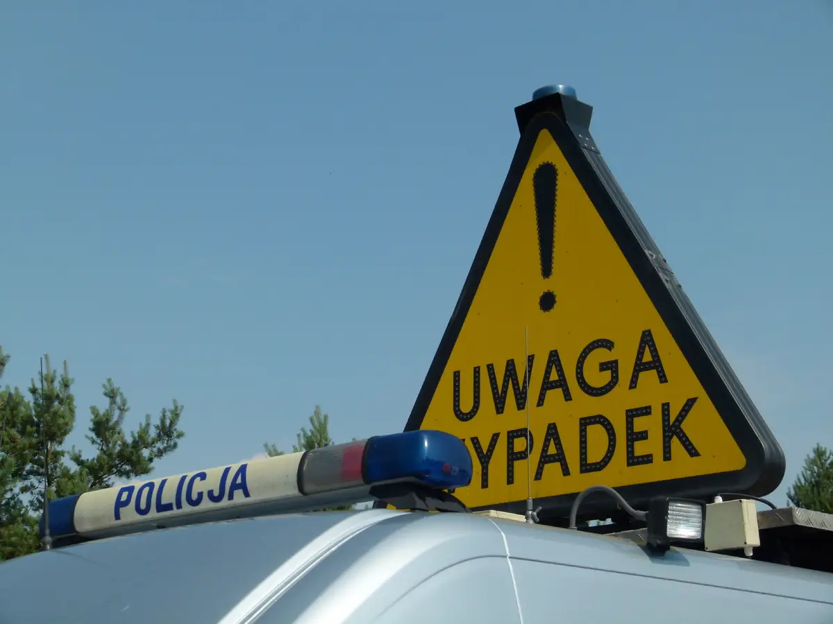 Tragiczny wypadek na przejeździe kolejowym w Toruniu