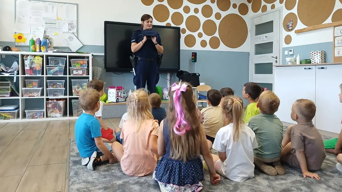 Edukacyjne spotkanie w Dwujęzycznym Przedszkolu „Pod Klonowym Listkiem” w Łysomicach
