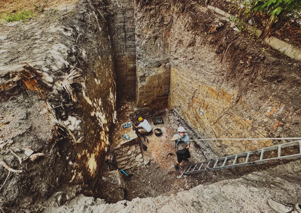 Odkrycie fragmentów najstarszego kościoła w Toruniu przez archeologów UMK