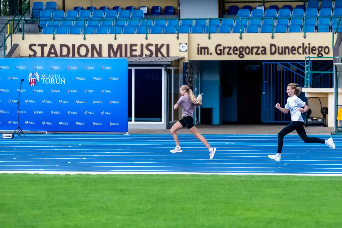 Festyn sportowy na Stadionie Miejskim w Toruniu