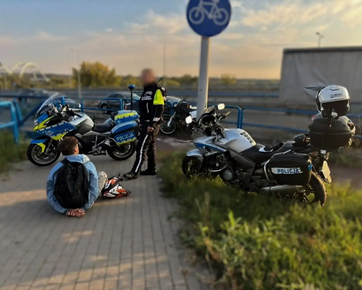 18-latek uciekał przed policją na przerobionym motocyklem