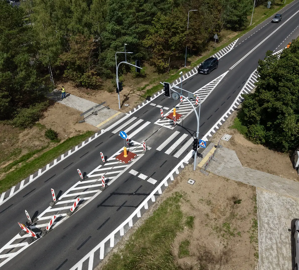 Otwarte przejście dla pieszych między stacją Katarzynka a osiedlem Jar