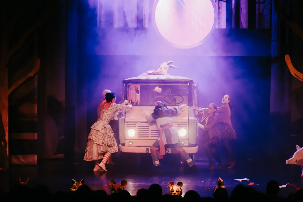 Spektakl 'Szelmostwa Lisa Witalisa' powraca na scenę w Teatrze Baj Pomorski