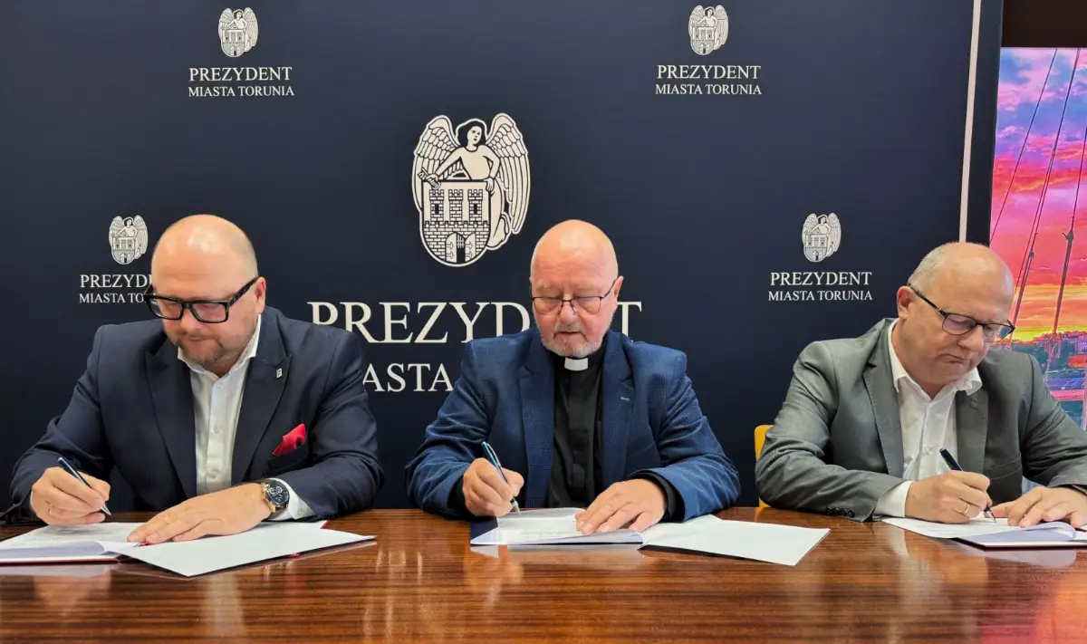 Powiat Toruński i Miasto Toruń podpisują porozumienie z Caritas w sprawie ochrony ludności