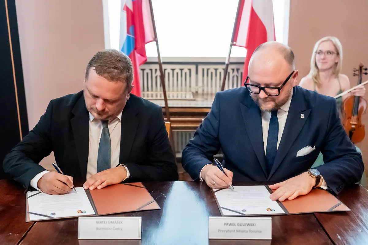 Toruń i Čadca odnowiły współpracę z okazji 30-lecia partnerstwa