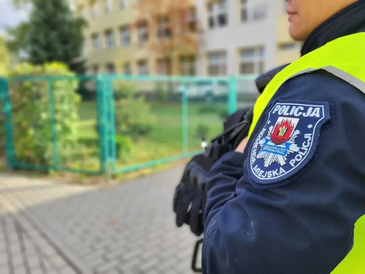 Policja z kujawsko-pomorskiego zwiększa bezpieczeństwo w szkołach